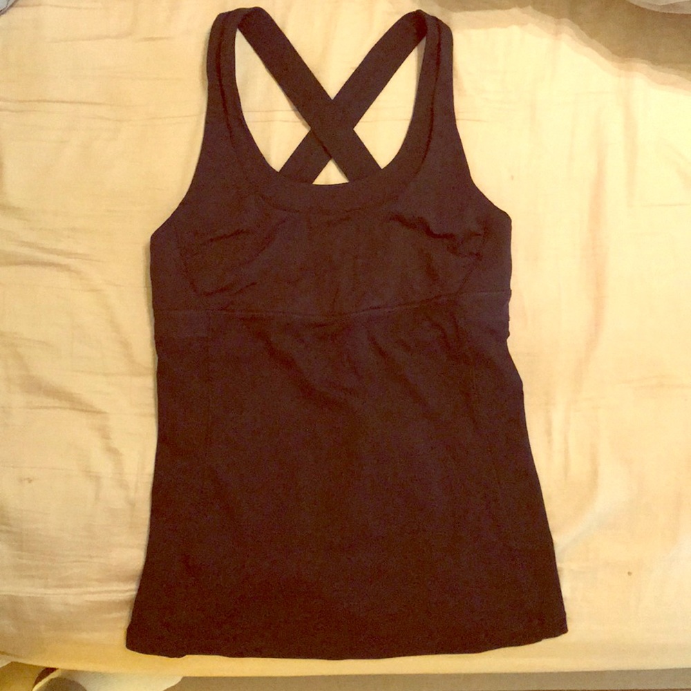 Black lululemon cross back tank
